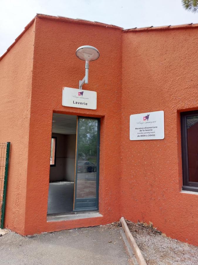 Aux Abords Du Lac Apartment Arles Ngoại thất bức ảnh